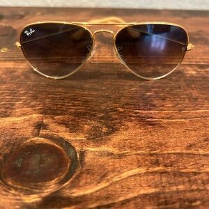Ray-Ban unisex Aviator sunglasses